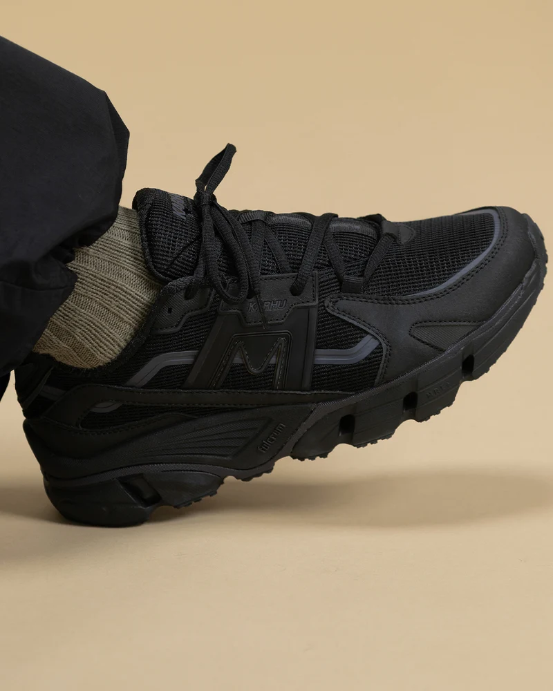 Karhu Super Fulcrum Black / Black F860017