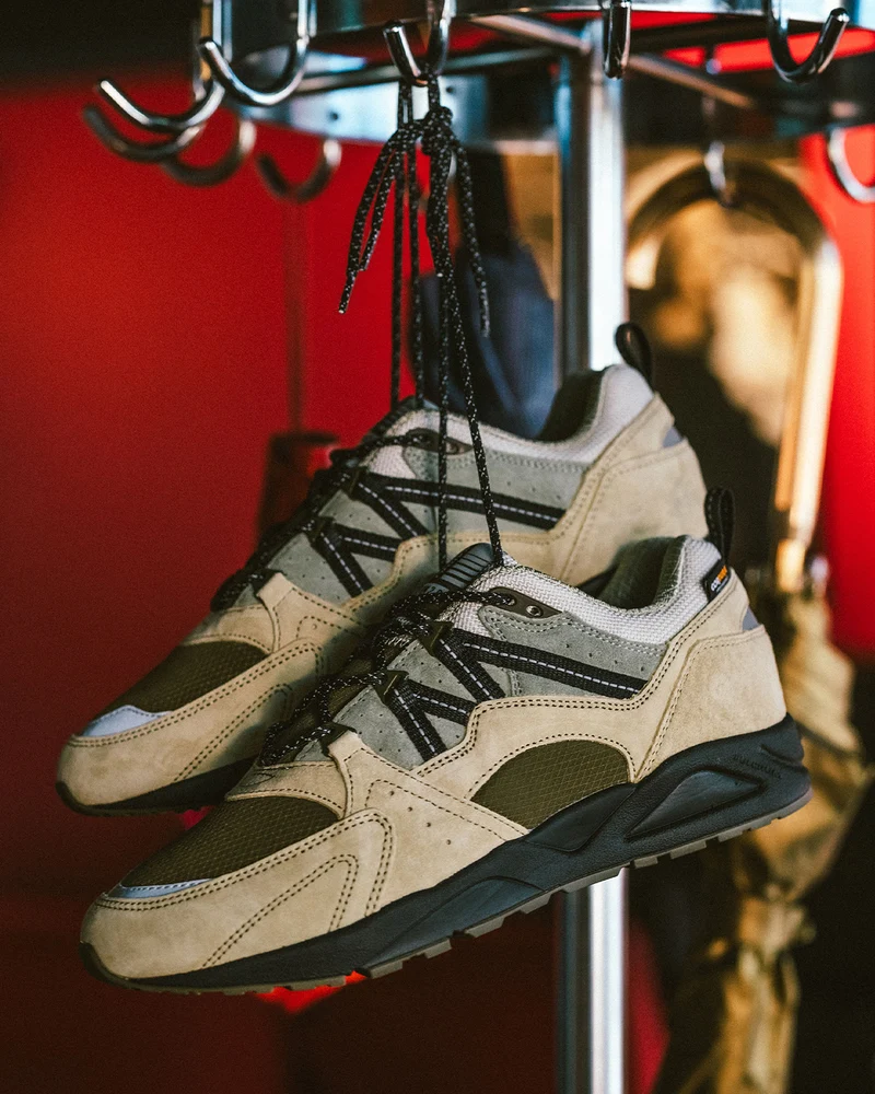 Karhu Fusion 2.0 Pale Olive Green / Jet Black F804196