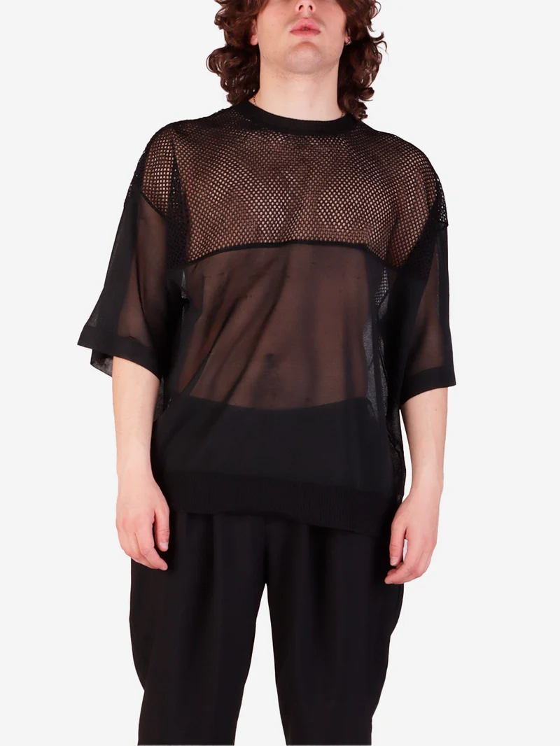 T-shirt nera in mesh trasparente