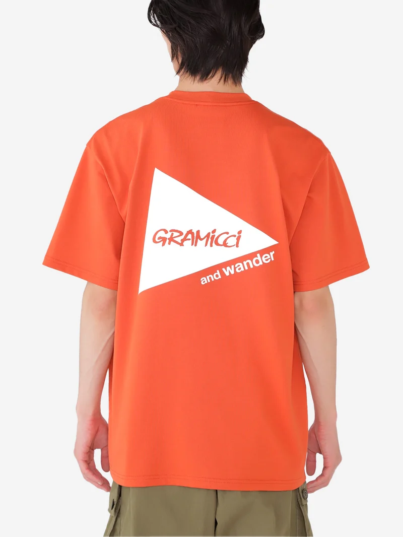 Gramicci x and Wander T-shirt rossa