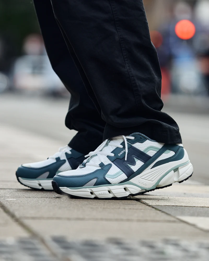 Karhu Super Fulcrum Stormy Weather / India Ink F860013