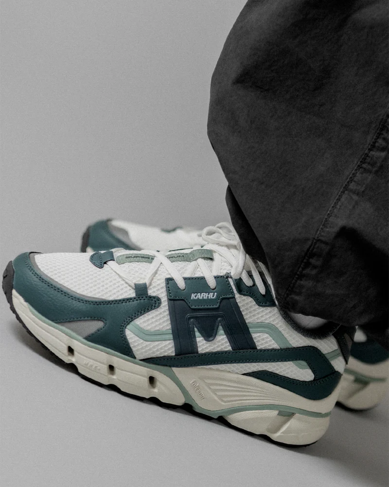 Karhu Super Fulcrum Stormy Weather / India Ink F860013