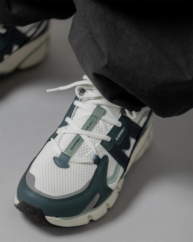 Karhu Super Fulcrum Stormy Weather / India Ink F860013