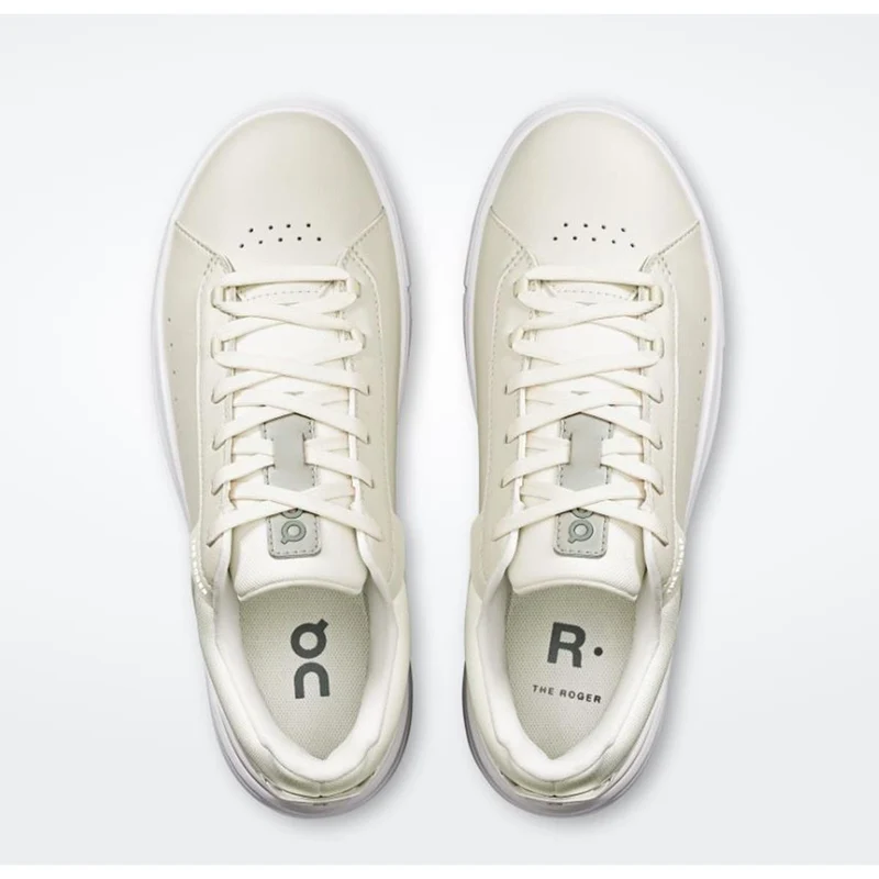 ON The Roger Advantage Women ivory ivory