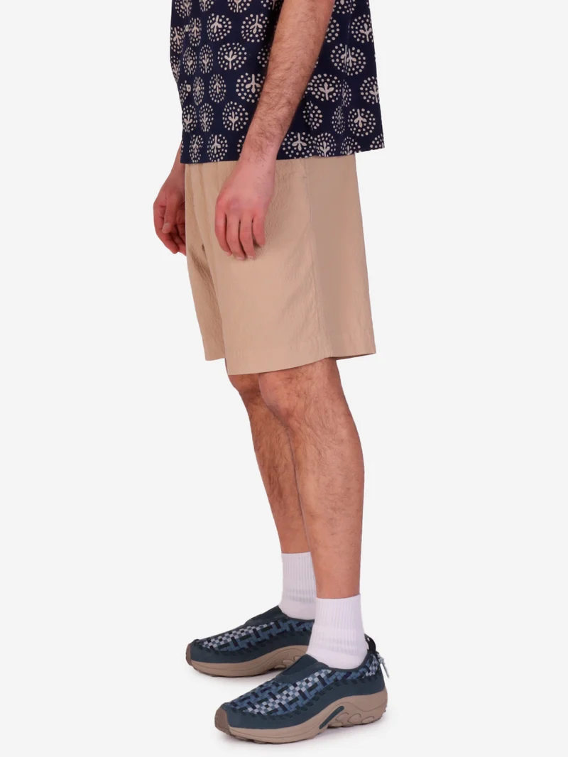 Shorts beige Track seersucker con plissé
