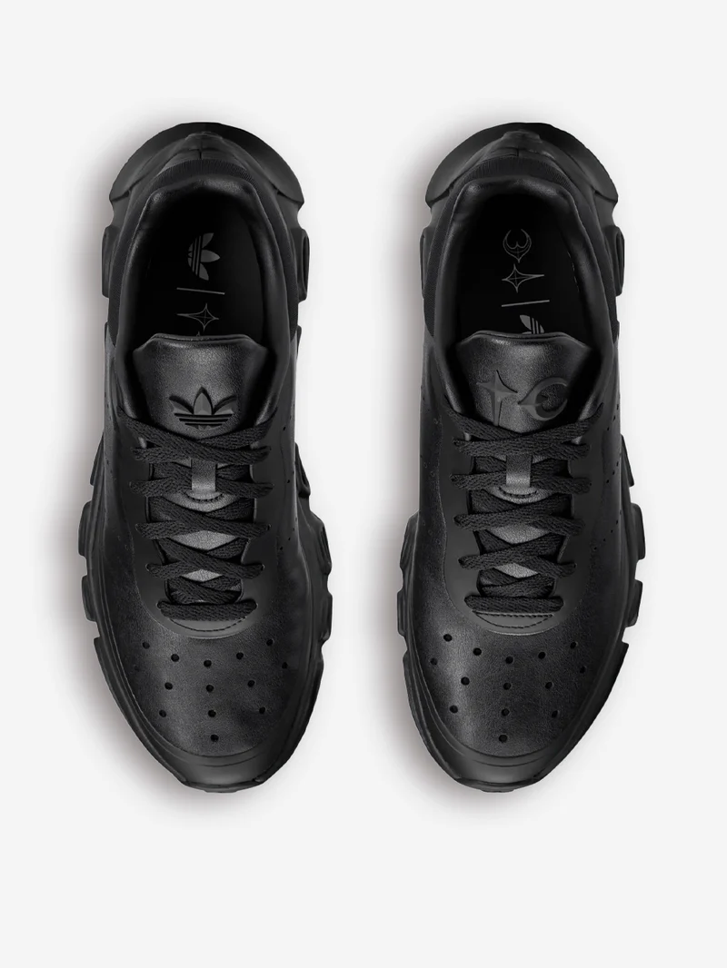 Adifom Megaride x Thug Club