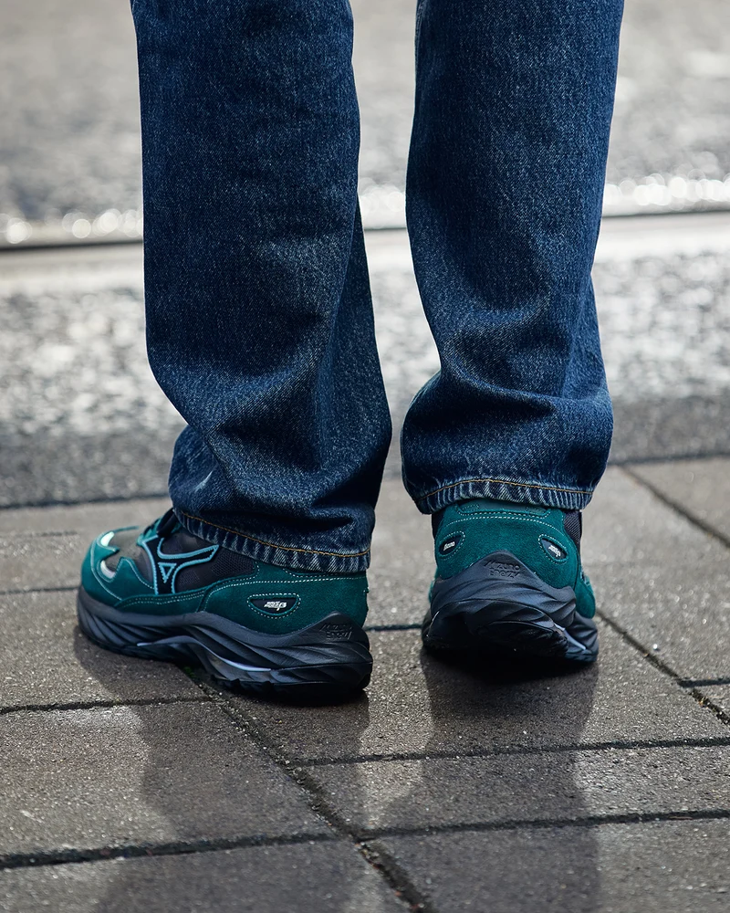 Mizuno Wave Rider Beta Black Sand / Black / Deep Teal
