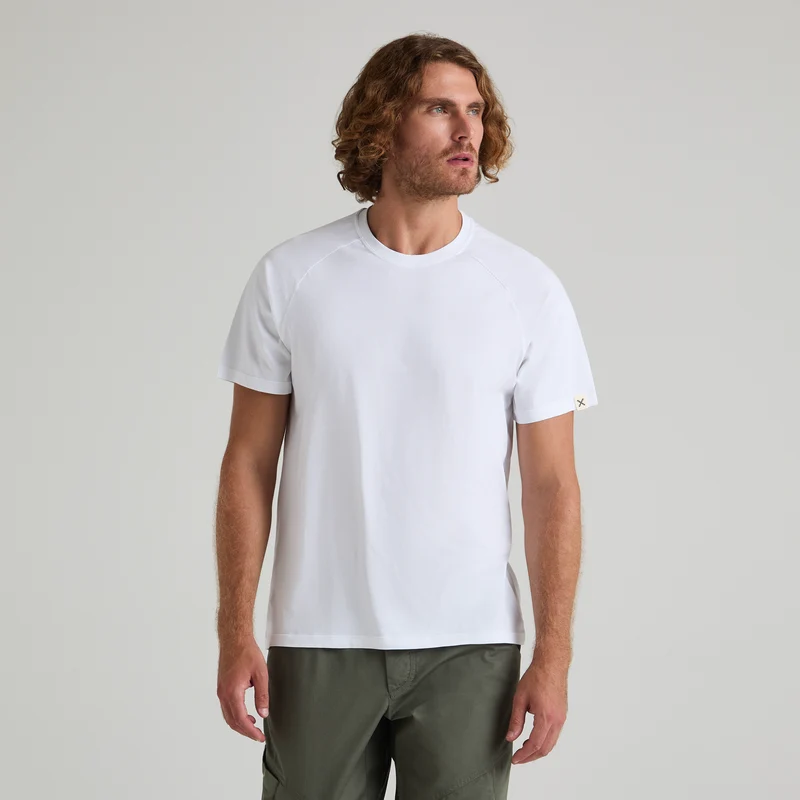 MINIMAL LOGO T-SHIRT