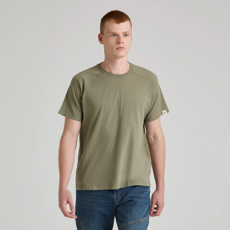 MINIMAL LOGO T-SHIRT