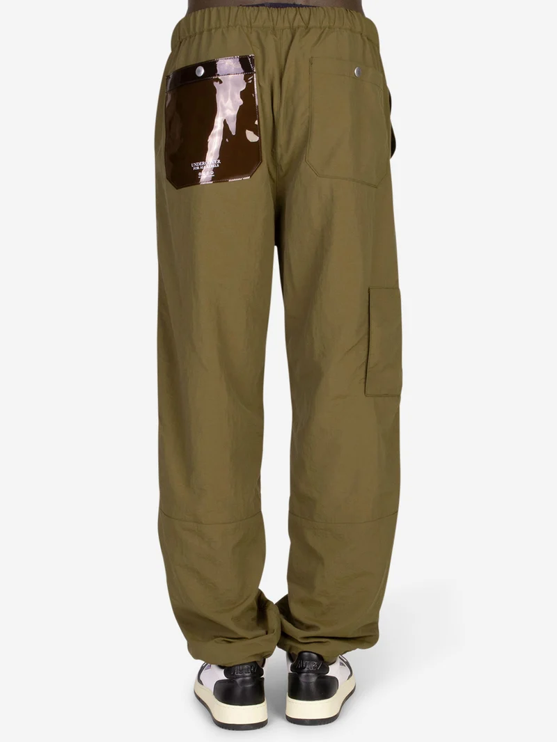 Pantaloni multitasche
