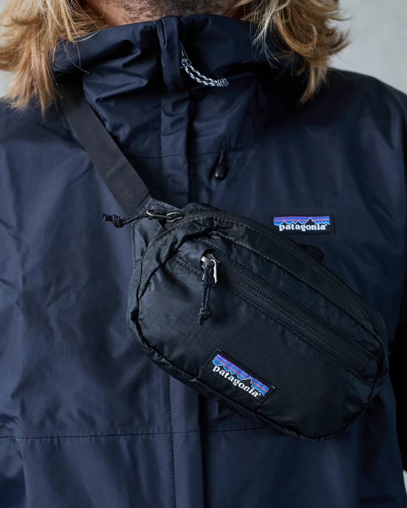Patagonia Ultra Light Black Hole Mini Hip Pack 1L Black