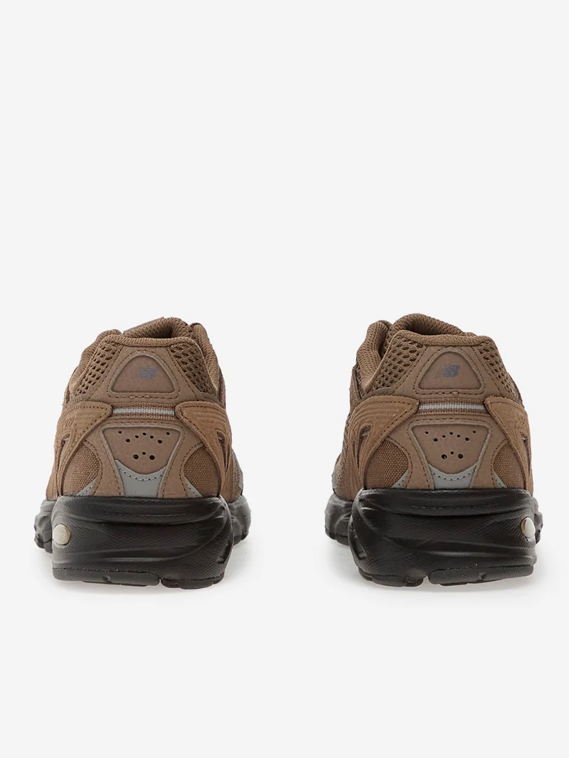 509 'Thunder Brown' con nero