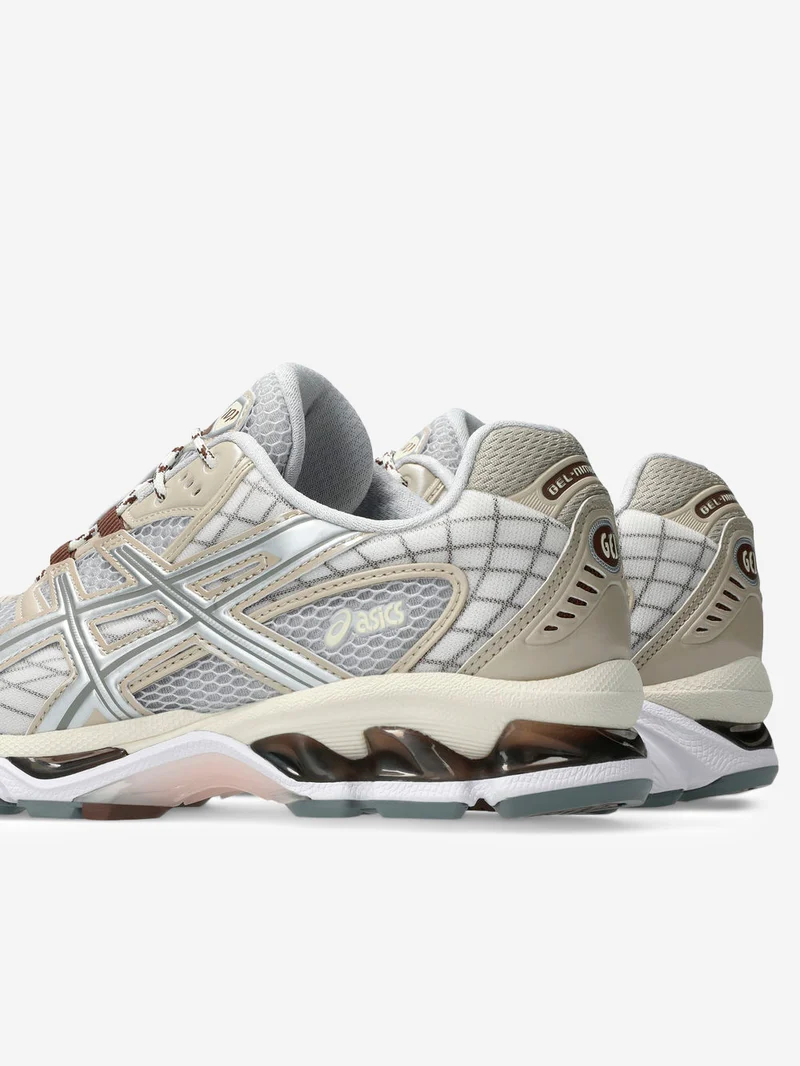 Gel Nimbus 10.1 'Concrete Feather Grey'