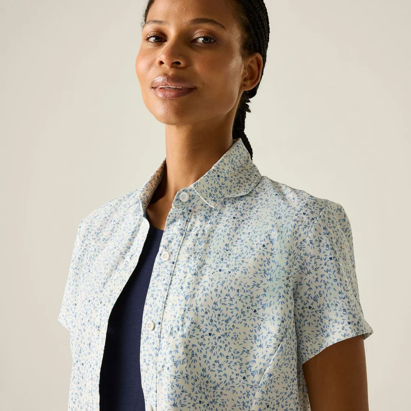 Regatta Anti-Insect Travel Light Outdoor-Bluse Damen barely white falling petals print