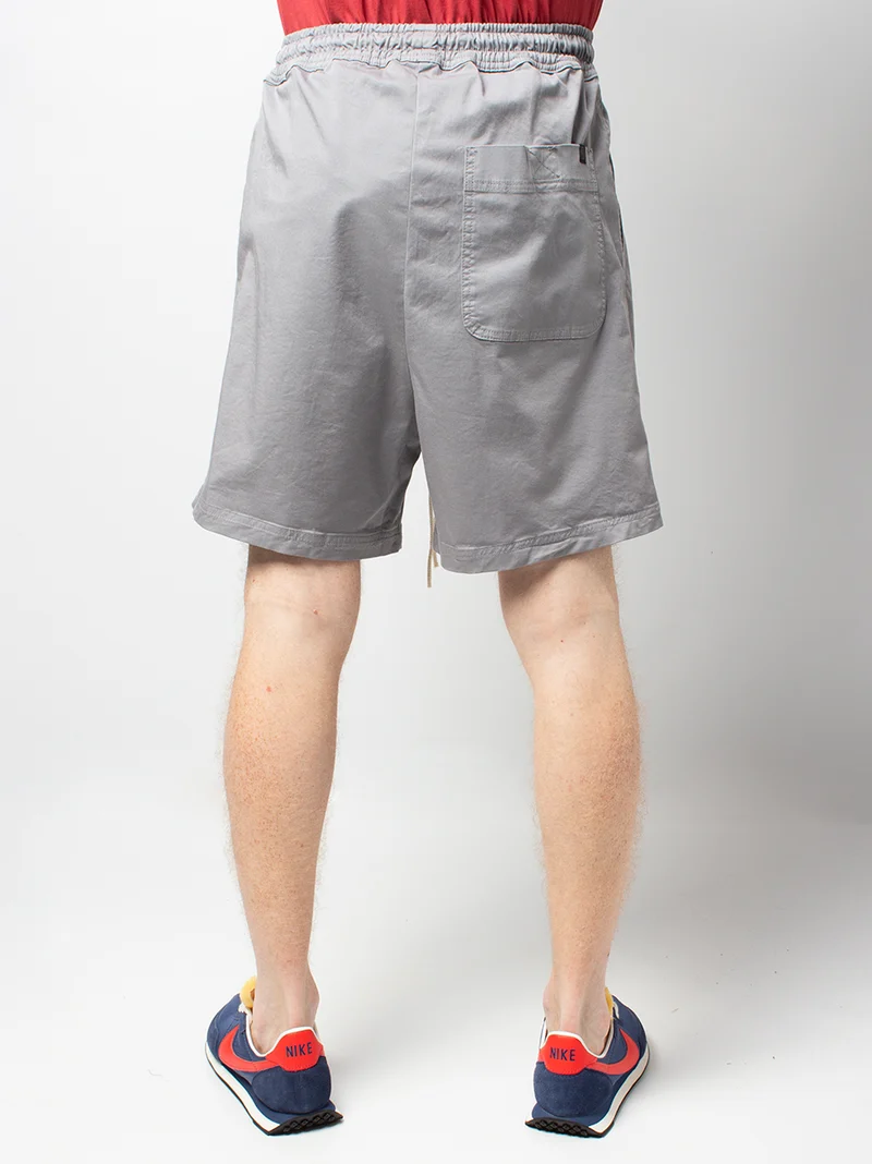 Shorts in gabardine