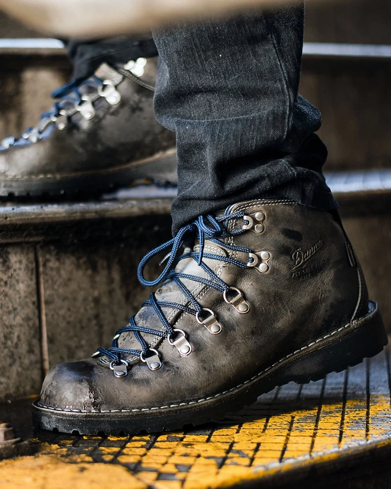 Danner Mountain Pass Hiking Boots Gunmetal