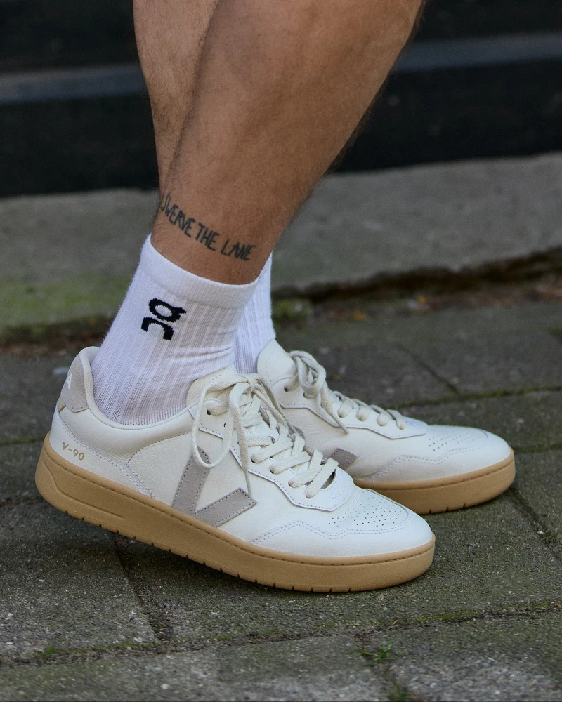 Veja V-90 Leather White Light Grey Natural