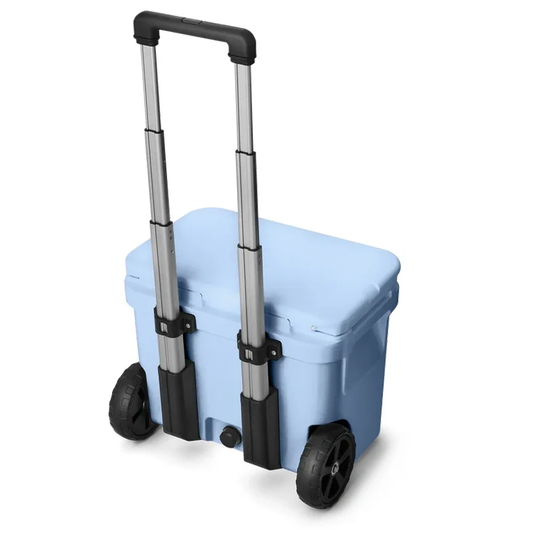 Yeti Roadie 32 Wheeled Cooler Light Blue