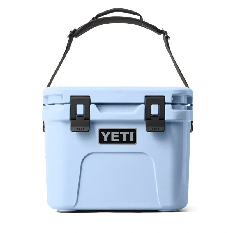 Yeti Roadie 15 Cooler Light Blue
