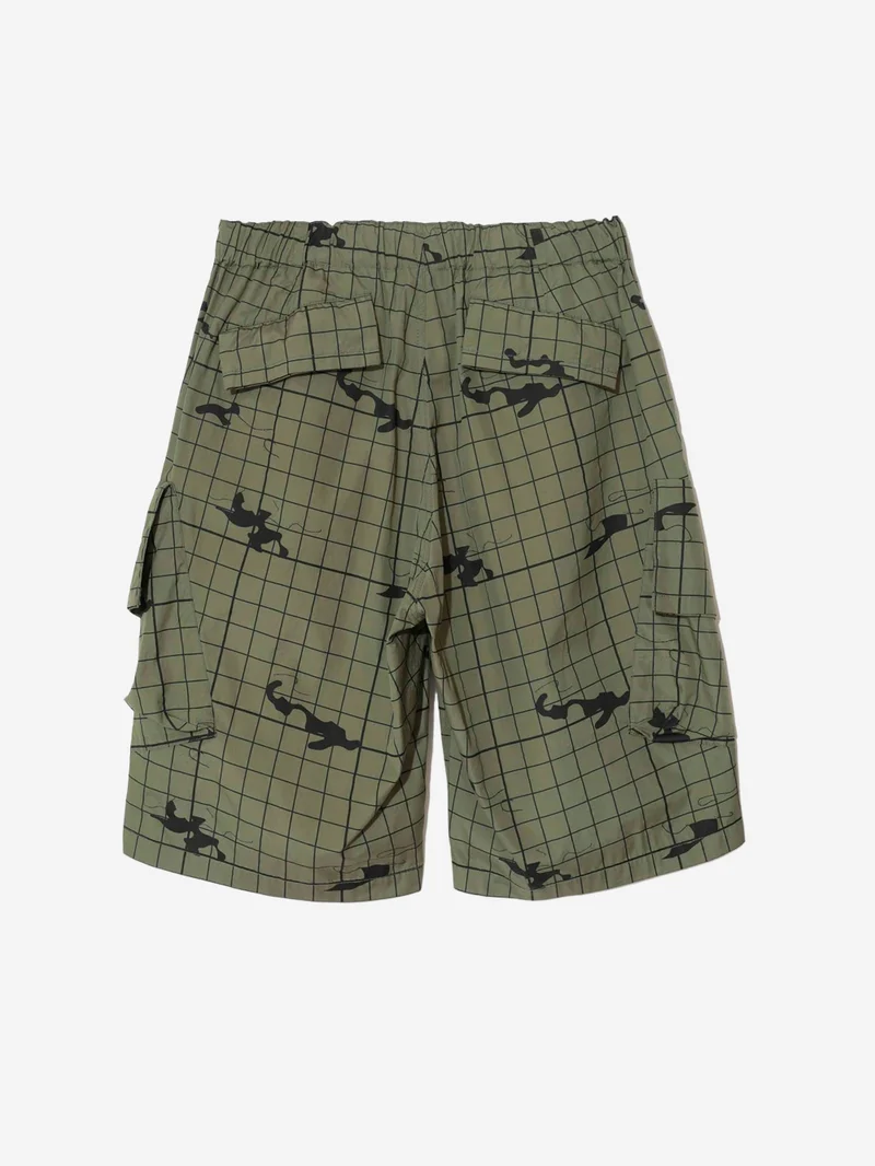Cargo shorts verdi con grafiche e cintura in vita