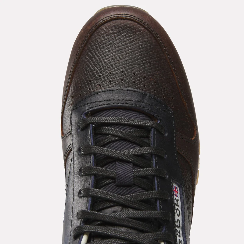 Classic Leather CF Stead Sneakers