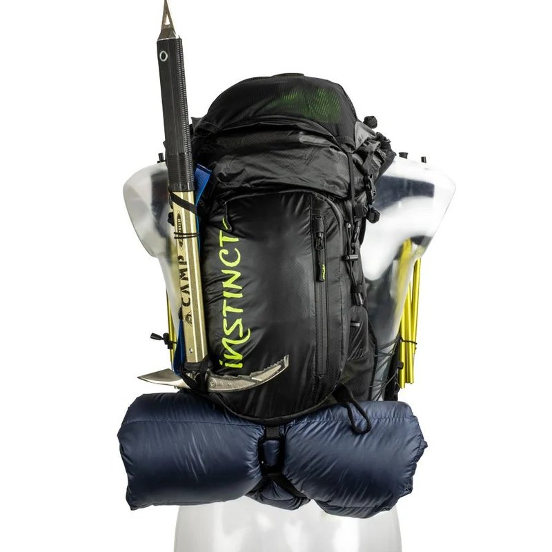 Instinct Trail | XX 20-24 L | Trailvest | Zonder flessen