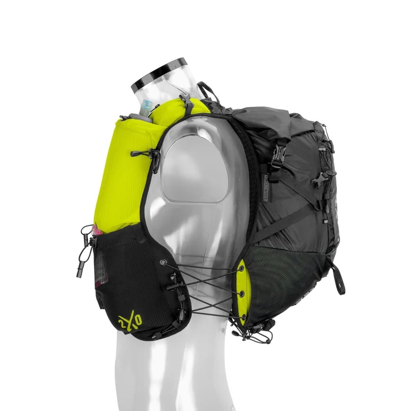 Instinct Trail | XX 20-24 L | Trailvest | Zonder flessen