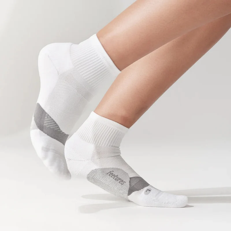 Feetures | Elite | Light Cushion | Quarter V2