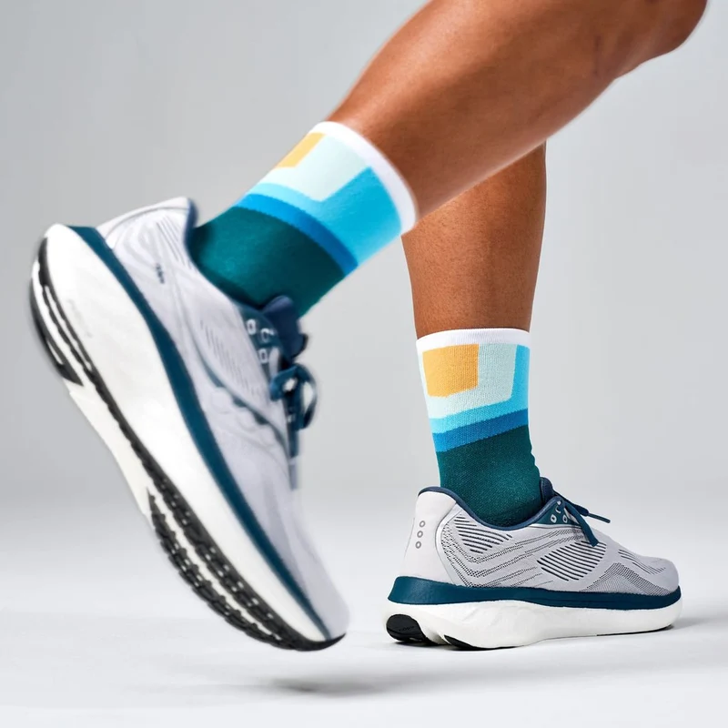 Feetures Elite Light Cushion Mini Crew V2