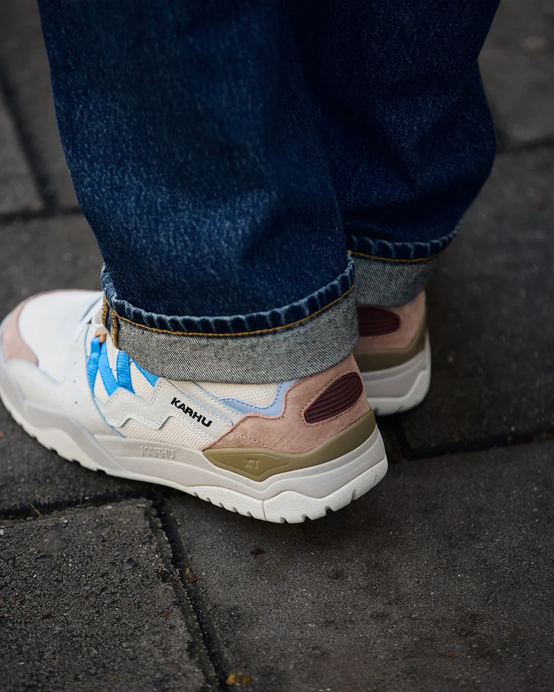 Karhu Fusion XT Warm Taupe/ Azure Blue F850013