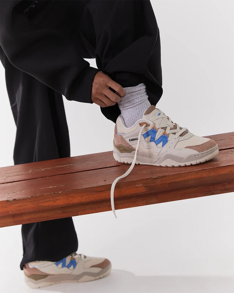 Karhu Fusion XT Warm Taupe/ Azure Blue F850013