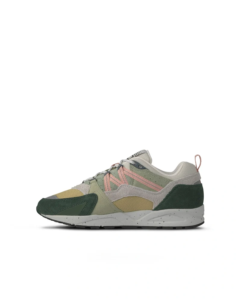 Karhu Fusion 2.0 Darkest Spruce / Cameo Rose F804194