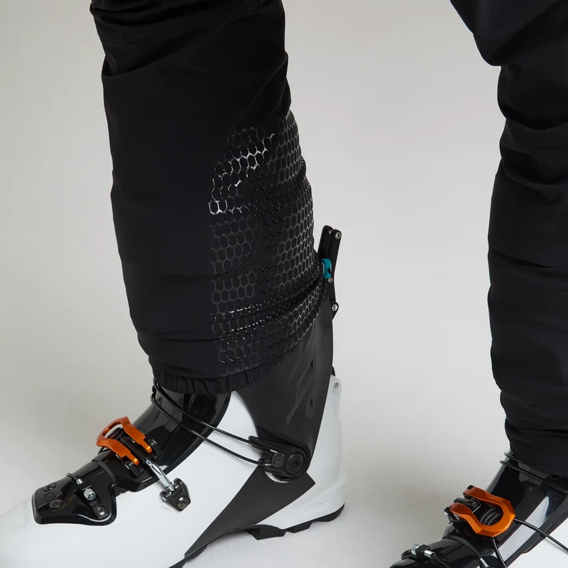 TRACE LIGHT PANTS