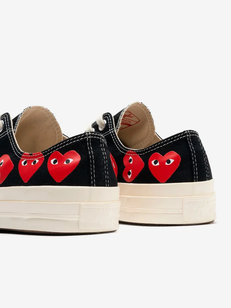 Chuck 70 OX Multi Heart nere x CDG