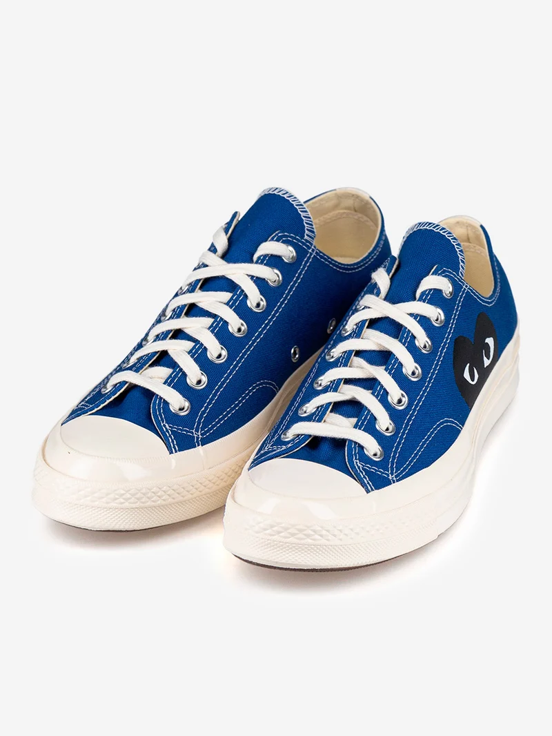 Chuck 70 OX blu con cuore grande nero x CDG