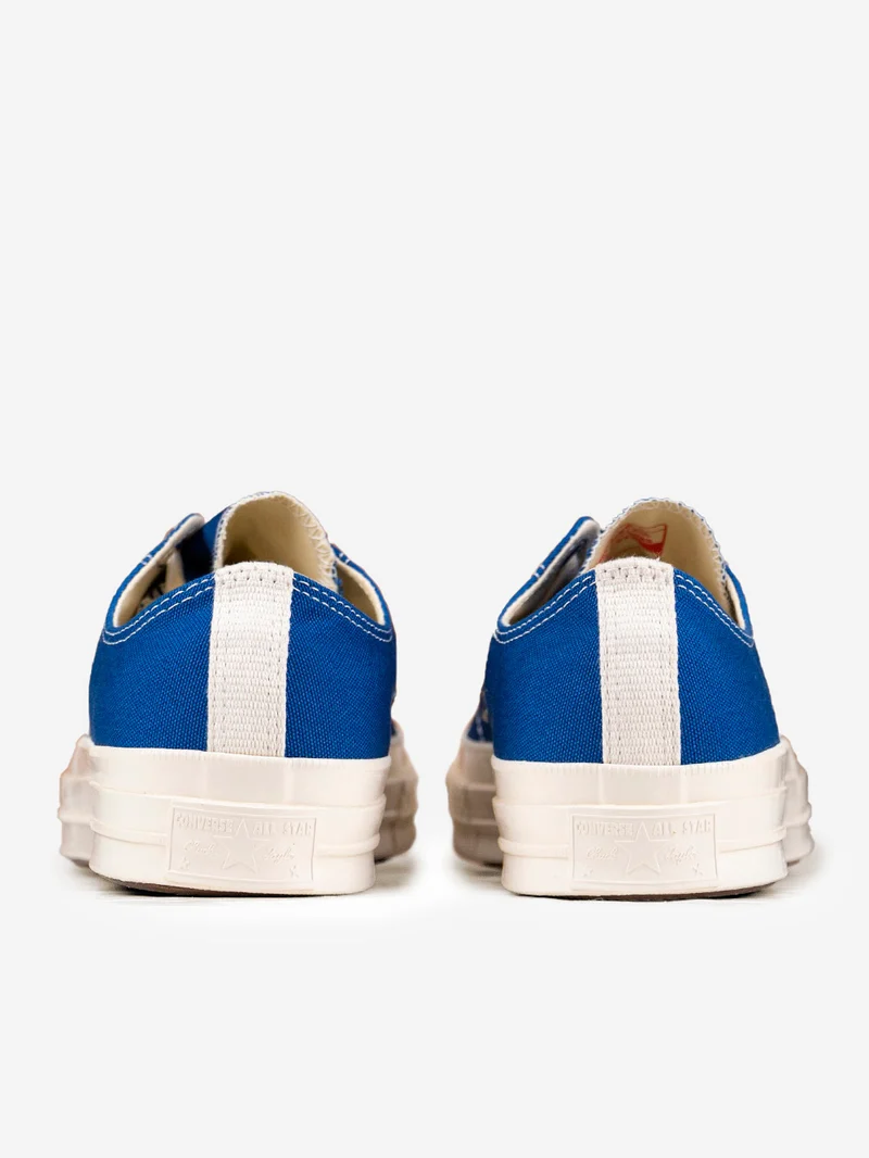Chuck 70 OX blu con cuore grande nero x CDG