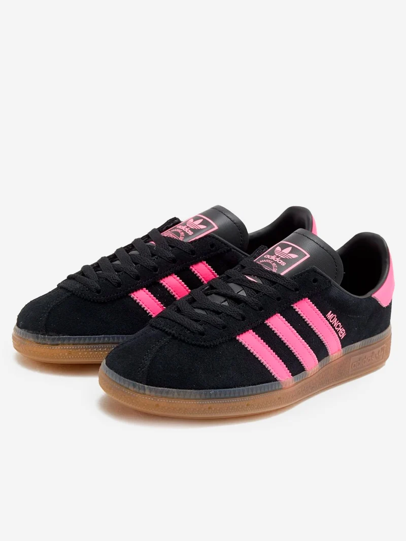 W Muenchen nere e rosa