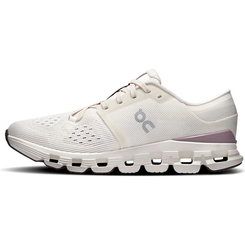 On Cloud X 4 Damen Trainingsschuh ivory-heron