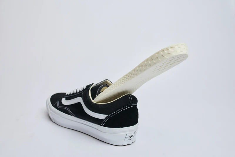 Vans Old Skool 36 Lx Black / White