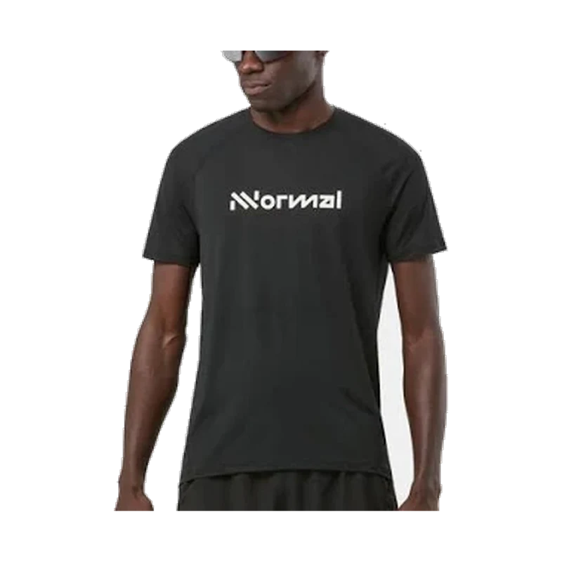 NNormal Race T-Shirt Black, leichtes Laufshirt für Trailrunning und Training