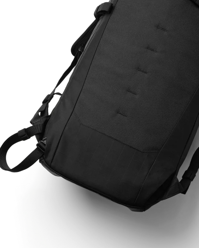 Db Backcountry Backpack 20L Black