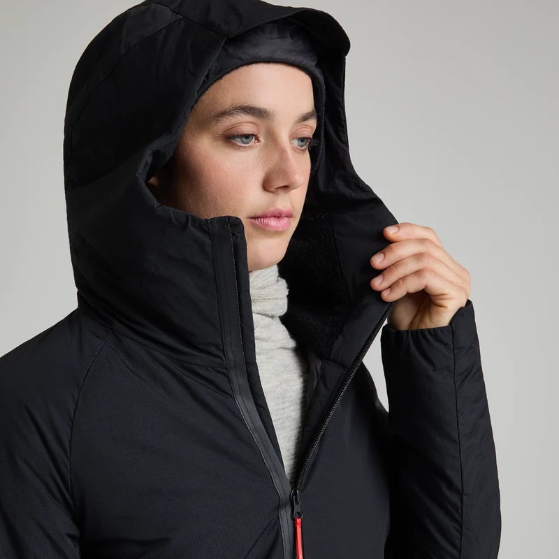VERSANTE COMF. HOODED JKT WOM.