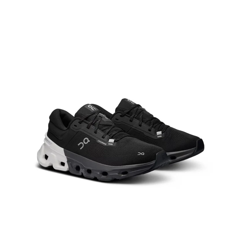 ON Cloudflyer 5 Women black white