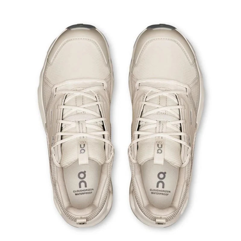 ON Cloudhorizon Waterproof Women ivory ice