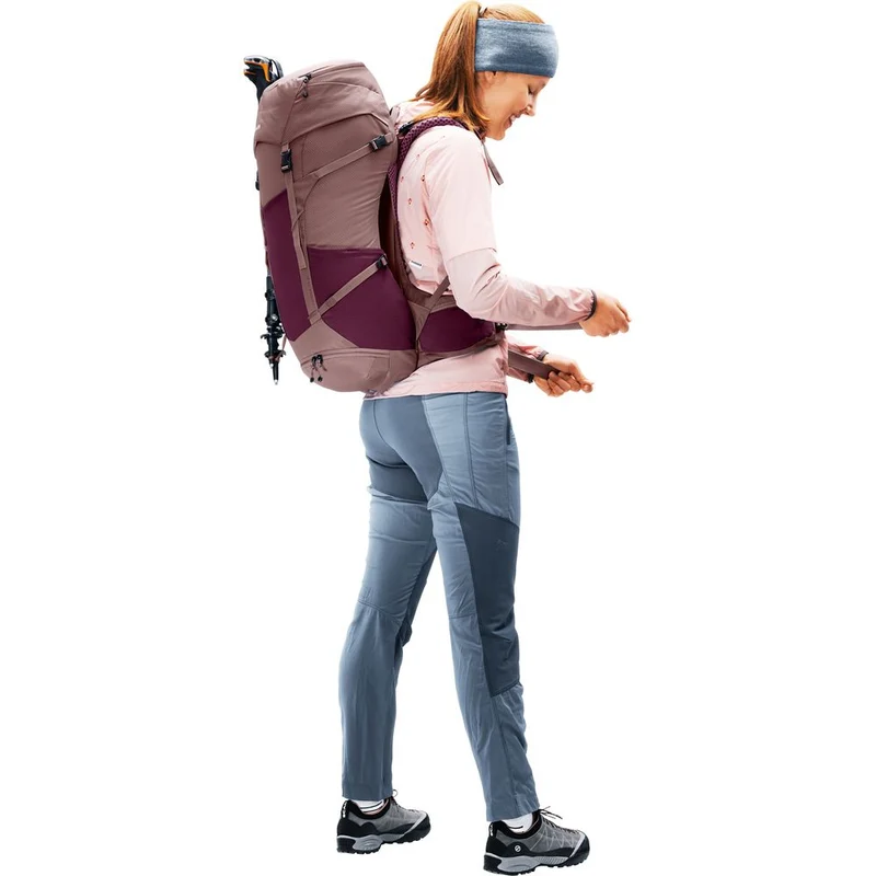 Deuter Futura 24 SL Damen Wanderrucksack cassis-ashrose