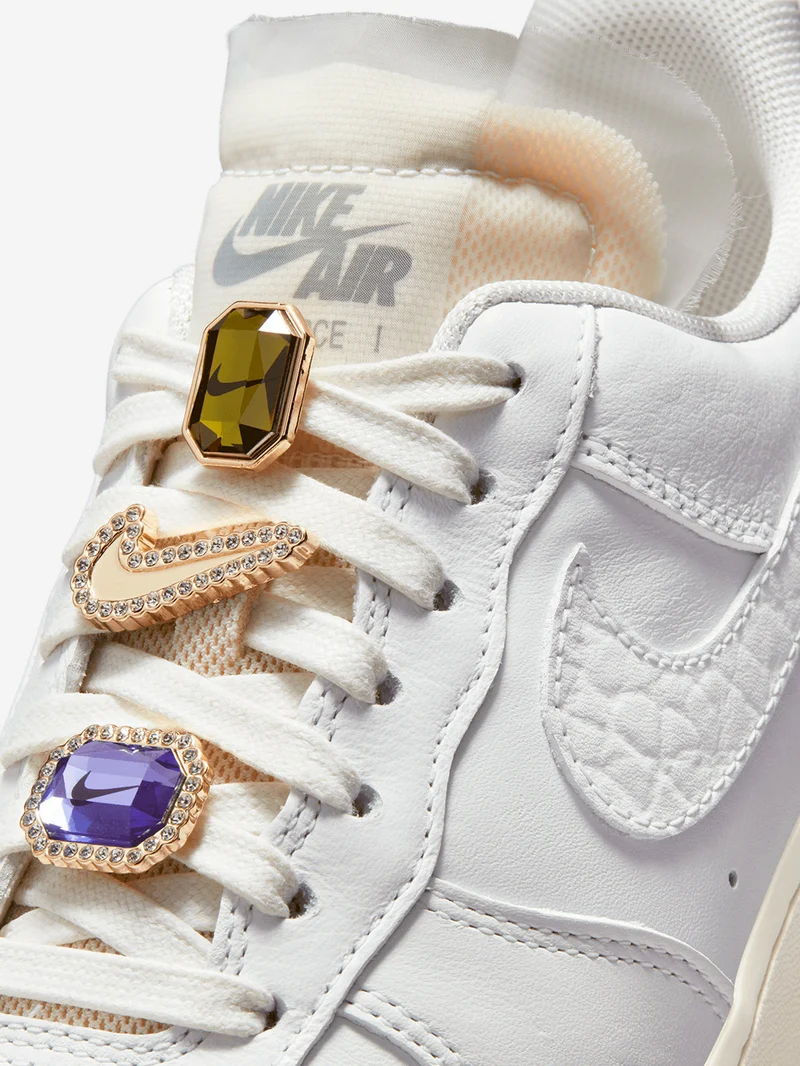 W Air Force 1 Low Premium bianche