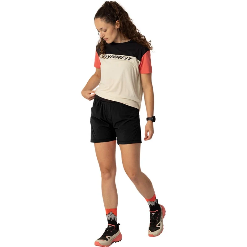 Dynafit Traverse Hybrid Damen Short black-out