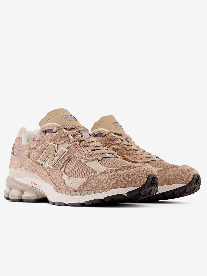 M2002 RDL Sneakers