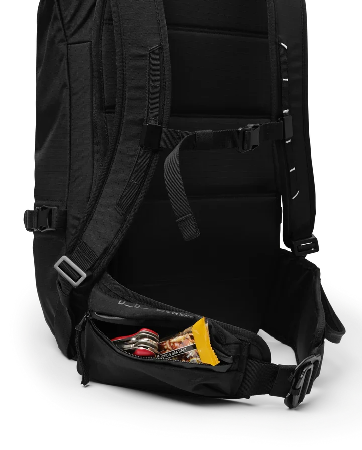 Db Snow Pro Backpack 25L Black Out