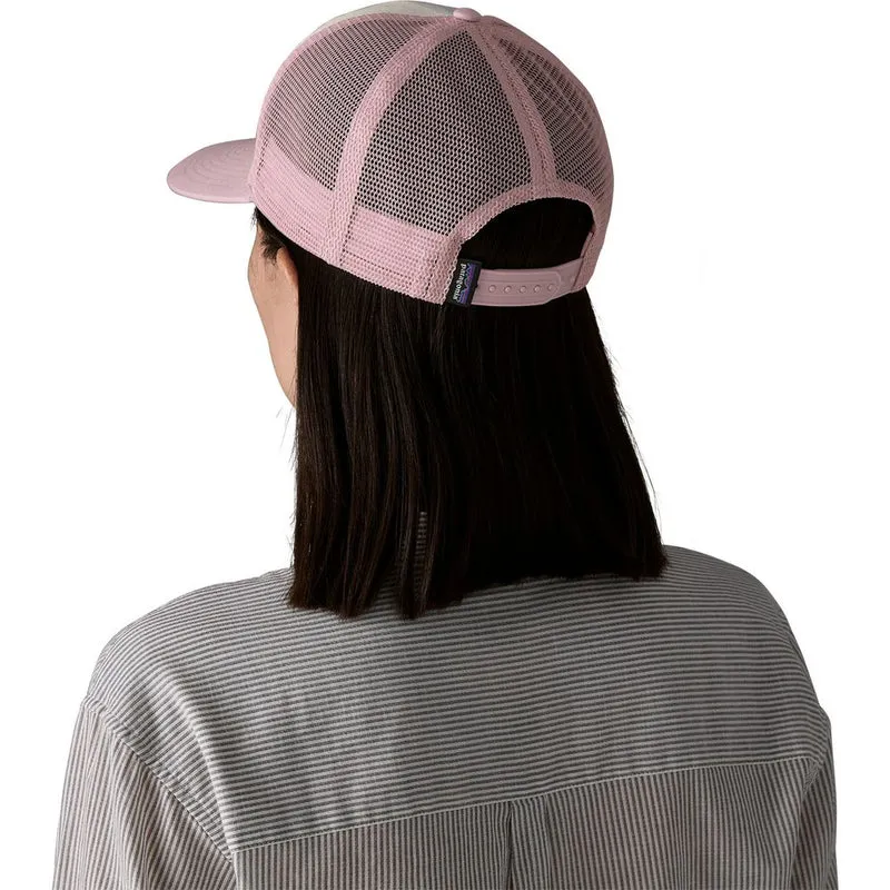 Patagonia P-6 Logo Trucker Cap white w quiet violet